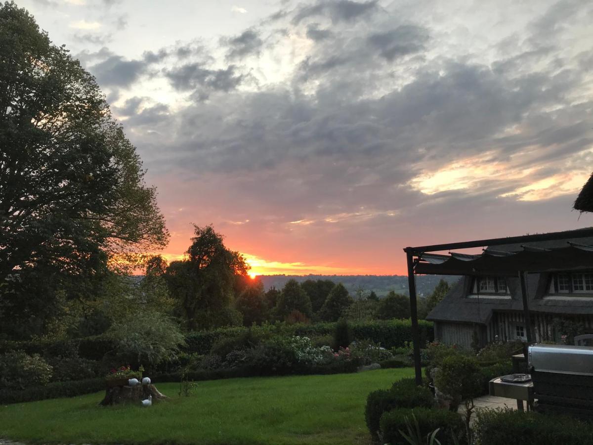 Bed and Breakfast Les Chaumieres Du Pays D'Auge Le Breuil-en-Auge Exterior foto