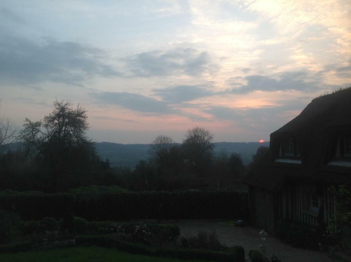 Bed and Breakfast Les Chaumieres Du Pays D'Auge Le Breuil-en-Auge Exterior foto